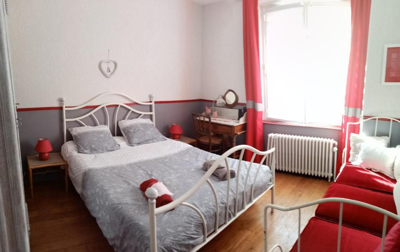 Gite Les 27 Roses Et Plus Chatel-Censoir Bagian luar foto